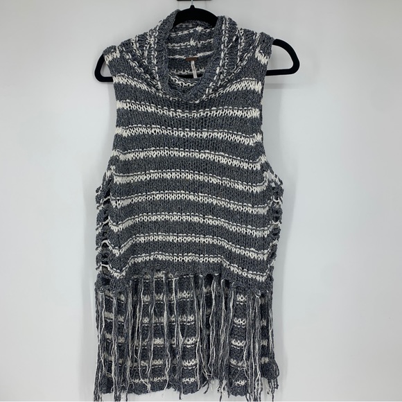 Free People Sweaters - Free People Womens Small Folksong Midnight Striped Fringe Tunic OB475300